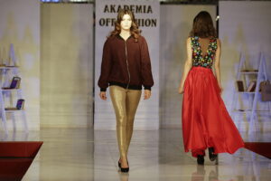 Kielce. Akademia Off Fashion. Pokaz mody w Galerii Echo (23 października 2016 r.) / Jarosław Kubalski / Radio Kielce