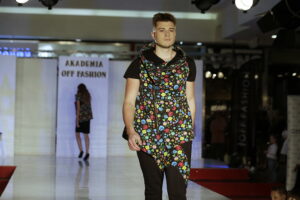 Kielce. Akademia Off Fashion. Pokaz mody w Galerii Echo (23 października 2016 r.) / Jarosław Kubalski / Radio Kielce