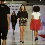 Kielce. Akademia Off Fashion. Pokaz mody w Galerii Echo (23 października 2016 r.) / Jarosław Kubalski / Radio Kielce