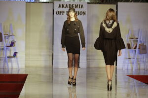 Kielce. Akademia Off Fashion. Pokaz mody w Galerii Echo (23 października 2016 r.) / Jarosław Kubalski / Radio Kielce