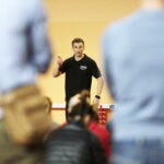 24.10.2016 Kielce. Arkadiusz Rzepka, trener przygotowania fizycznego polskiej kadry piłki nożnej prowadzi warsztaty dla nauczycieli wychowania fizycznego. / Jarosław Kubalski / Radio Kielce