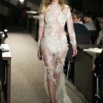 24.10.2016 Kielce. Akademia Off Fashion. Pokaz mody w bibliotece UJK. / Jarosław Kubalski / Radio Kielce