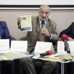 26.10.2016 Kielce. Konferencja prasowa w IPN promująca nowy cykl wydawniczy. / Jarosław Kubalski / Radio Kielce