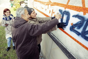 26.10.2016 Kielce. Mural na ścianie biblioteki Politechniki Świętokrzyskiej. / Jarosław Kubalski / Radio Kielce