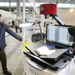 27.10.2016 Kielce. Międzynarodowe Targi Innowacji i Nowych Technologii INNO-TECH EXPO / Jarosław Kubalski / Radio Kielce