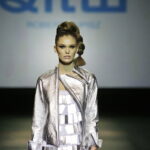 29.10.2016 Kielce. Akademia Off Fashion. Pokaz mody. Kolekcja Roberta Kupisza. / Jarosław Kubalski / Radio Kielce