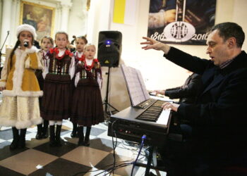 30.10.2016 Święty Krzyż. Noc Świętych i oratorium / Jarosław Kubalski / Radio Kielce