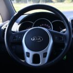 14.10.2016. Nowa KIA Venga / Robert Felczak / Radio Kielce