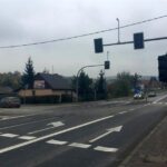 20.10.2016 Nie działa sygnalizacja świetlna na drodze krajowej nr 74 w Kostomłotach / Robert Felczak / Radio Kielce