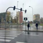 22.10.2016. Sygnalizacja świetlna na skrzyżowaniu ulic Krakowskiej, Ściegiennego, Jana Pawła II oraz Miodowicza w Kielcach / Robert Felczak / Radio Kielce