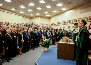 3.10.2016 Kielce. Rozpoczęcie roku akademickiego na Politechnice Świętokrzyskiej / Wojciech Habdas / Radio Kielce