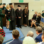 3.10.2016 Kielce. Rozpoczęcie roku akademickiego na Politechnice Świętokrzyskiej. Wręczenie indeksów studentom pierwszego roku. / Wojciech Habdas / Radio Kielce