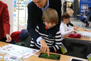 5.10.2016 Kielce. I Europejskie Forum nowych technologii w Edukacji w Targach Kielce. / Wojciech Habdas / Radio Kielce