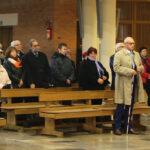 15.10.2016 Kielce. Dzień Białej Laski, czyli święto osób niewidomych i niedowidzących. Msza Święta odprawiona w kościele pw. św. Józefa Robotnika w Kielcach. / Wojciech Habdas / Radio Kielce