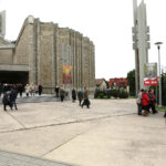 15.10.2016 Kielce. Dzień Białej Laski, czyli święto osób niewidomych i niedowidzących. Msza Święta odprawiona w kościele pw. św. Józefa Robotnika w Kielcach. / Wojciech Habdas / Radio Kielce