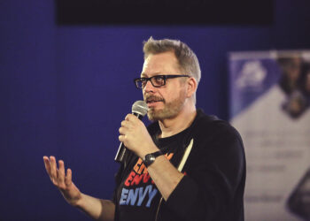 13.10.2016. Tomasz Raczek spotkał się z widzami kina "Helios" w Kielcach / Wojciech Habdas / Radio Kielce
