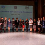 14.10.2016 Kielce. Wojewódzkie obchody Dnia Edukacji Narodowej. Nauczyciele wyróżnieni za długoletnią pracę. / Wojciech Habdas / Radio Kielce