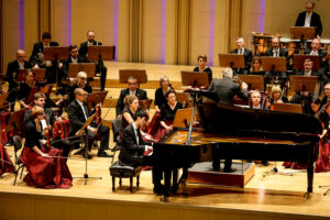 14.10.2016 Kielce. Eric Lu wystąpił w Filharmonii. / Wojciech Habdas / Radio Kielce