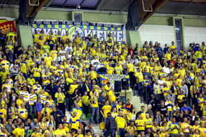 15.10.2016 Kielce. W meczu 4. kolejki Ligi Mistrzów piłkarze ręczni Vive Tauronu Kielce pokonali słoweńskie RK Celje Pivovarna Lasko 31:23 (16:15). / Wojciech Habdas / Radio Kielce