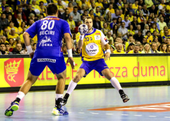 15.10.2016 Kielce. W meczu 4. kolejki Ligi Mistrzów piłkarze ręczni Vive Tauronu Kielce pokonali słoweńskie RK Celje Pivovarna Lasko 31:23 (16:15). / Wojciech Habdas / Radio Kielce