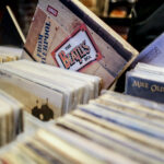 16.10.2016 Kielce. Kielecka giełda płytowa / Wojciech Habdas / Radio Kielce