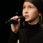 17.10.2016 Kielce. Eliminacje do ogólnopolskiego konkursu Piosenki Niezłomnej. Oliwia Kocia, Skarżysko-Kościelne. / Wojciech Habdas / Radio Kielce