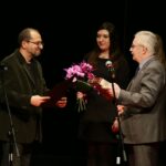 25.11.2016 Kielce. Gala finałowa festiwalu NURT. Nagroda publiczności i nagroda prezydenta Kielc Wojciecha Lubawskiego trafiła do Wojciecha Szumowskiego za obraz "Notatki z ciemności. Aleppo". / Wojciech Habdas / Radio Kielce