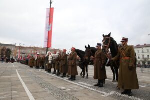 Kielce. Plac Wolności. Obchody Święta Niepodległości (11 listopada 2016 r.) / Piotr Michalski / Radio Kielce