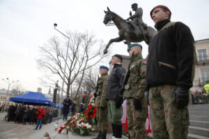 Kielce. Plac Wolności. Obchody Święta Niepodległości (11 listopada 2016 r.) / Piotr Michalski / Radio Kielce