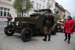 Kielce. Plac Wolności. Obchody Święta Niepodległości (11 listopada 2016 r.) / Piotr Michalski / Radio Kielce