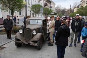 Kielce. Plac Wolności. Obchody Święta Niepodległości (11 listopada 2016 r.) / Piotr Michalski / Radio Kielce