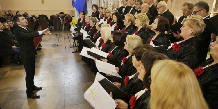Masłów. Jubileusz chóru Masłowianie (27 listopada 2016) / Jarosław Kubalski / Radio Kielce