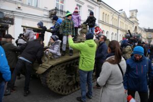 Kielce. Plac Wolności. Obchody Święta Niepodległości (11 listopada 2016 r.) / Piotr Michalski / Radio Kielce