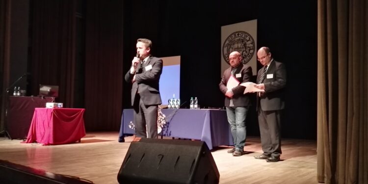 Naukowcy spotkali się w Opatowie - Radio Kielce Opatów. V Ogólnopolska Konferencja historyków, archeologów, prawników i politologów (27 listopada 2016 r.) / Radio Kielce