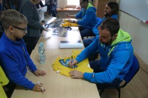 09.11.2016 Spotkanie szczypiornistów Vive Tauronu Kielce w Muzeum Zabawy i Zabawek / Maciej Makuła / Radio Kielce