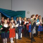 12.11.2016 Ciekoty. Bard Piwnicy pod Baranami w "Szklanym Domu" / Iwona Murawska / Radio Kielce