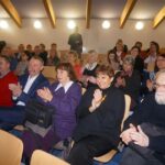 12.11.2016 Ciekoty. Bard Piwnicy pod Baranami w "Szklanym Domu" / Iwona Murawska / Radio Kielce