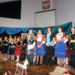 12.11.2016 Ciekoty. Bard Piwnicy pod Baranami w "Szklanym Domu" / Iwona Murawska / Radio Kielce