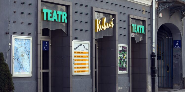 Międzynarodowy Dzień Teatru w Teatrze Lalki i Aktora Kubuś / Stanisław Blinstrub / Radio Kielce