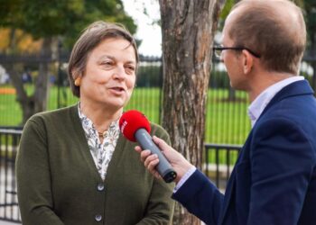 Maja Łatyńska - politolog, tłumacz, córka byłego dyrektora Rozgłośni Polskiej Radia Wolna Europa Marka Łatyńskiego