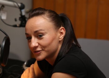 02.07.2015. Sandra Drabik - srebrna medalistka Igrzysk Europejskich w Baku w boksie, w studiu Radia Kielce / Kamil Król / Radio Kielce