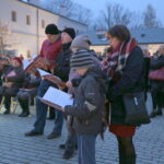 11.11.2016. Pieśniobranie na Wzgórzu Zamkowym / Piotr Michalski / Radio Kielce