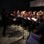 11.11.2016. Pieśniobranie na Wzgórzu Zamkowym / Piotr Michalski / Radio Kielce