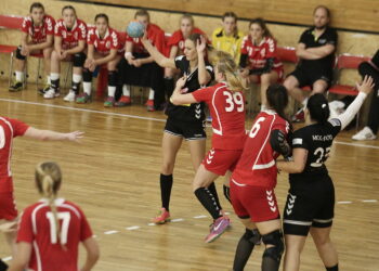 Korona Handball kontra SMS ZPRP Płock (1 października 2016 r.) / Jarosław Kubalski / Radio Kielce
