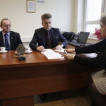 10.11.2016 Kielce. Komisja konkursowa statuetki "Burzyciel barier". / Jarosław Kubalski / Radio Kielce