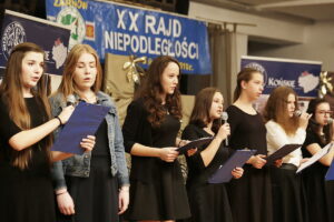 05.11.2016 Końskie. Rajd Niepodległości i puchary Superpiechur Świętokrzyski. / Jarosław Kubalski / Radio Kielce