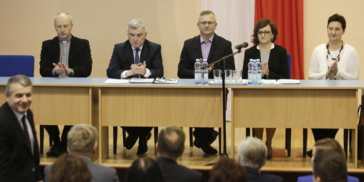 07.11.2016 Kielce. Konferencja w Urzędzie Wojewódzkim, podsumowująca program Ministerstwa Sportu i Turystyki "Klub". / Jarosław Kubalski / Radio Kielce
