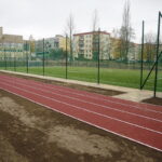 09.11.2016 Kielce. Nowe boiska i zagospodarowanie terenu przy Zespole Szkół Ogólnokształcących nr 16 na Barwinku. / Jarosław Kubalski / Radio Kielce