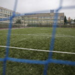 09.11.2016 Kielce. Nowe boiska i zagospodarowanie terenu przy Zespole Szkół Ogólnokształcących nr 16 na Barwinku. / Jarosław Kubalski / Radio Kielce