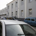 10.11.2016 Kielce. Parking. Samochody przed szpitalem przy ulicy Prostej. / Jarosław Kubalski / Radio Kielce